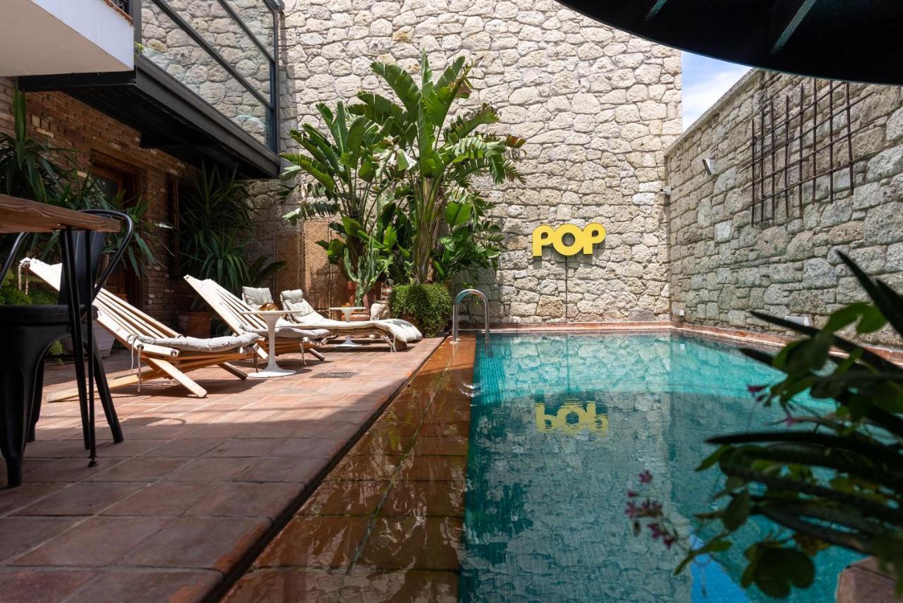 Hotel Pop Алакати Екстериор снимка